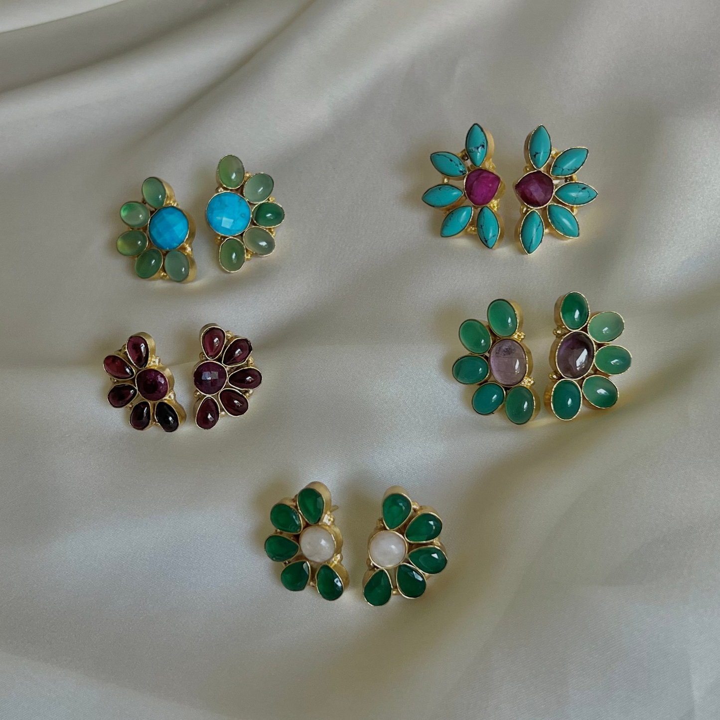 Jugni Earrings - Green Chalcedony