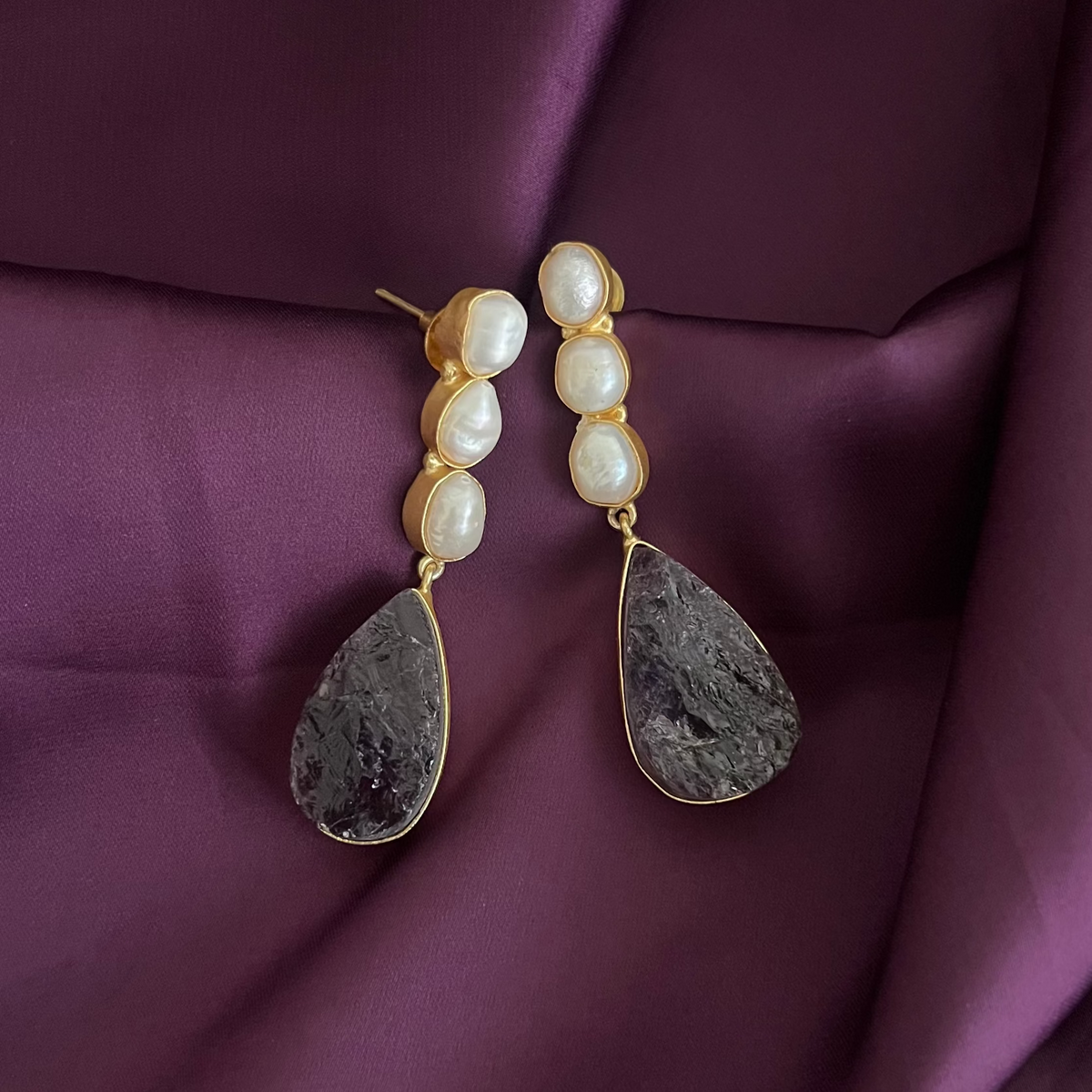 Amara Earrings product image