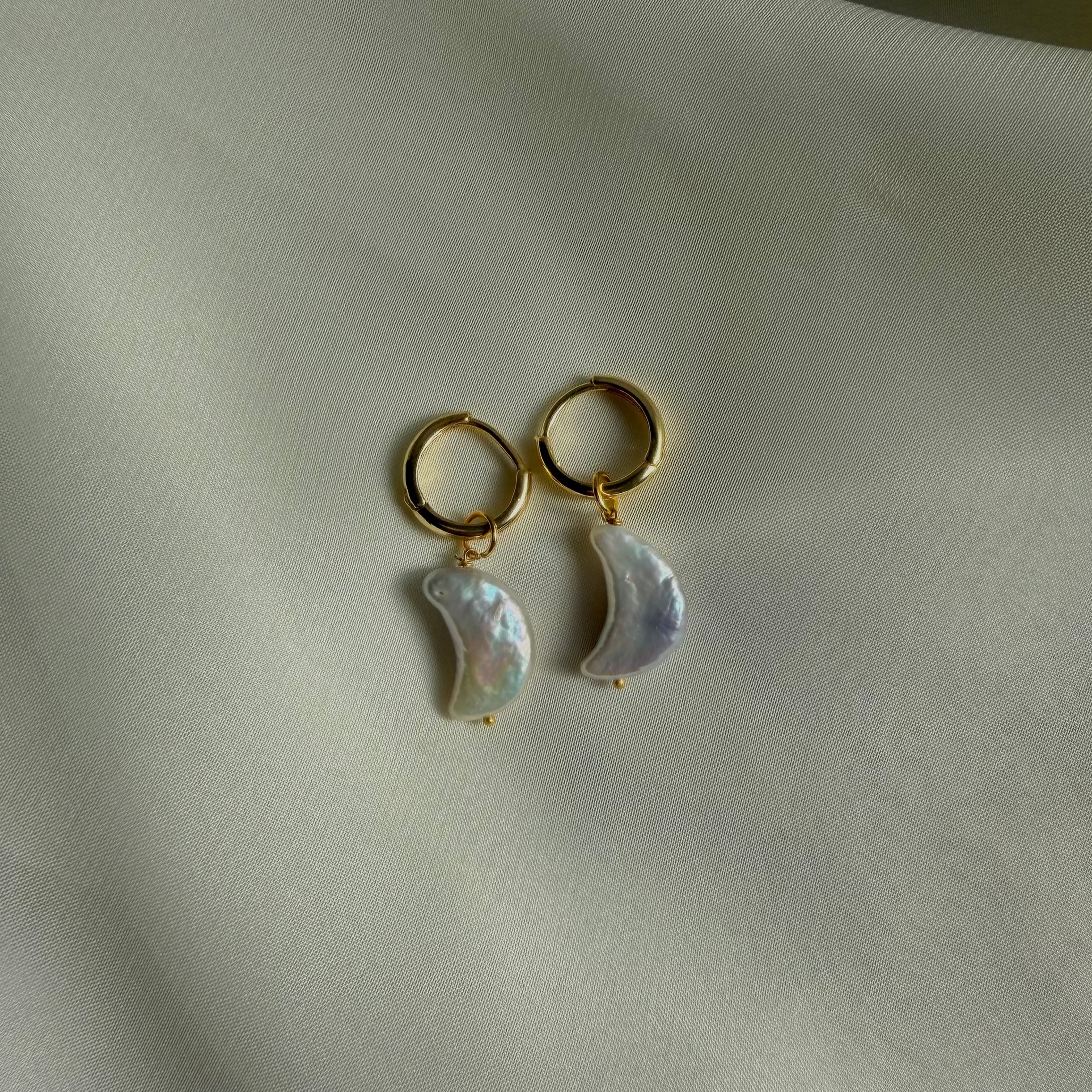 Chandni Hoops