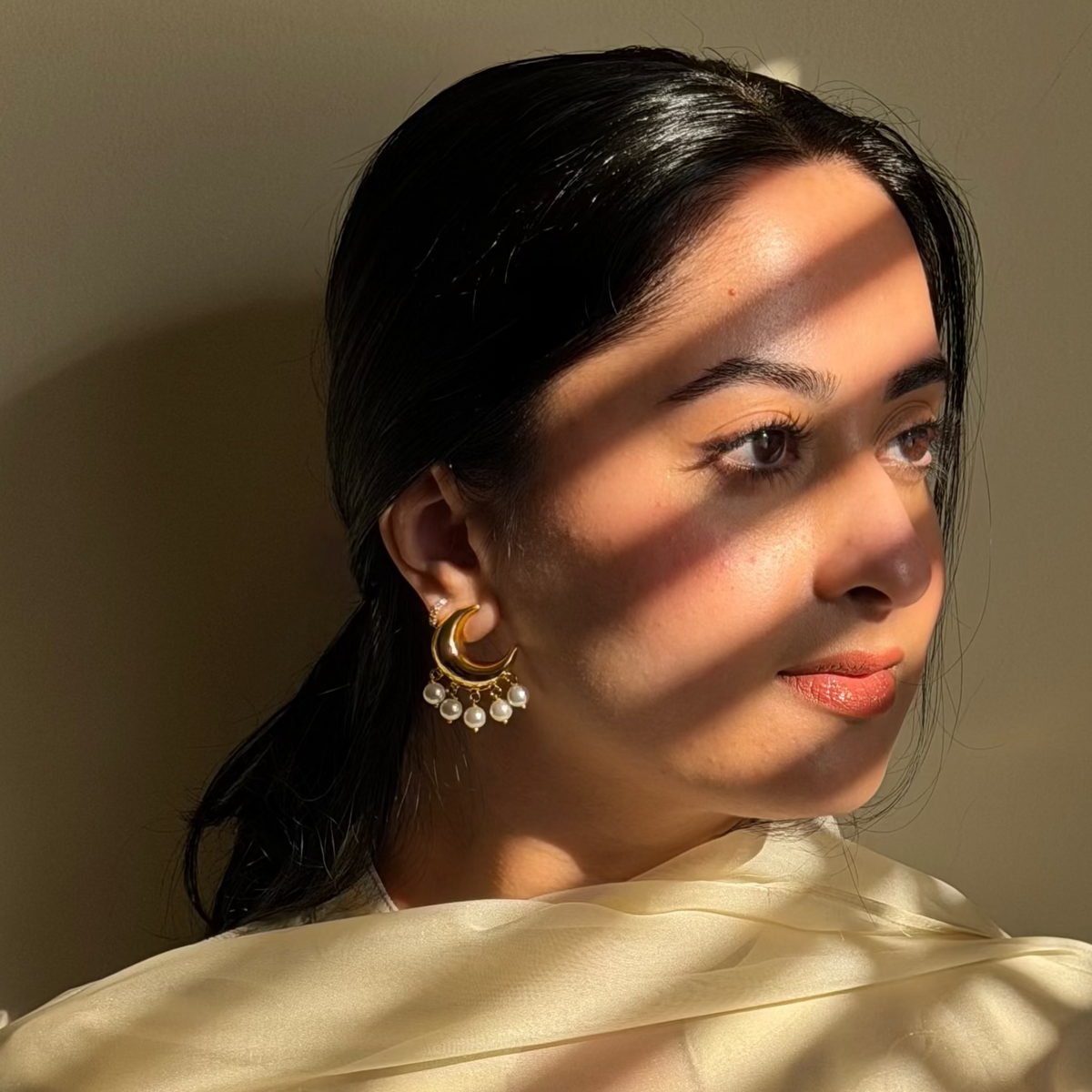 Chandni Drop Earrings product image