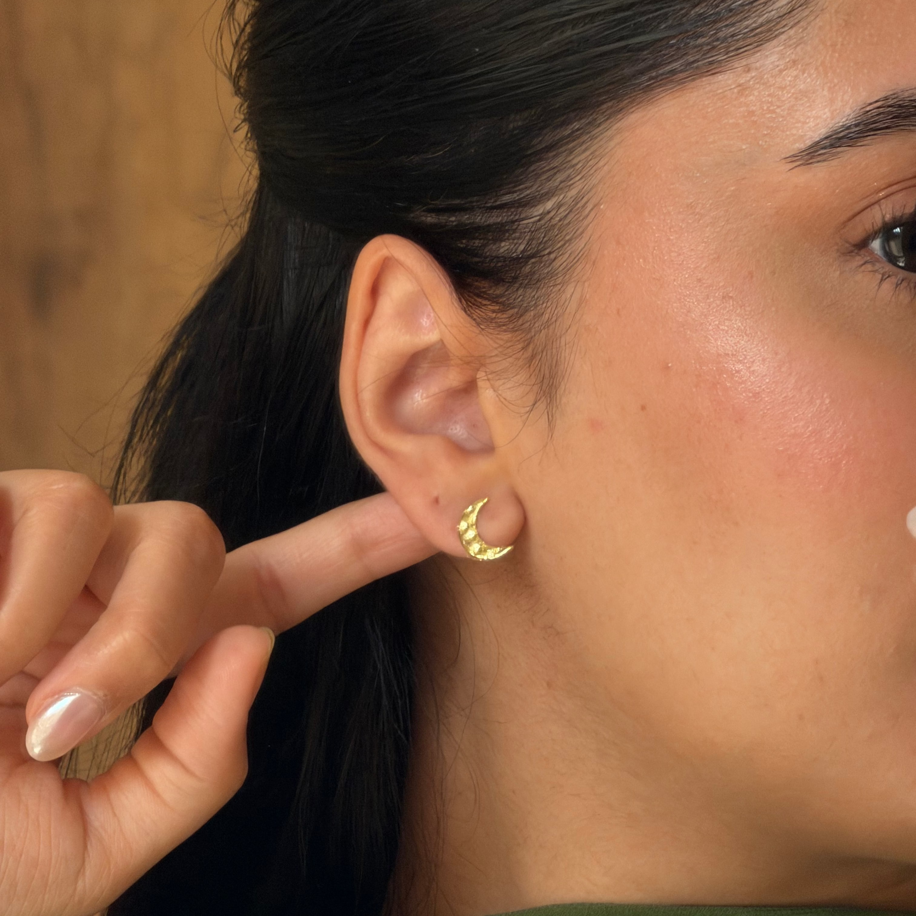 Chandni studs