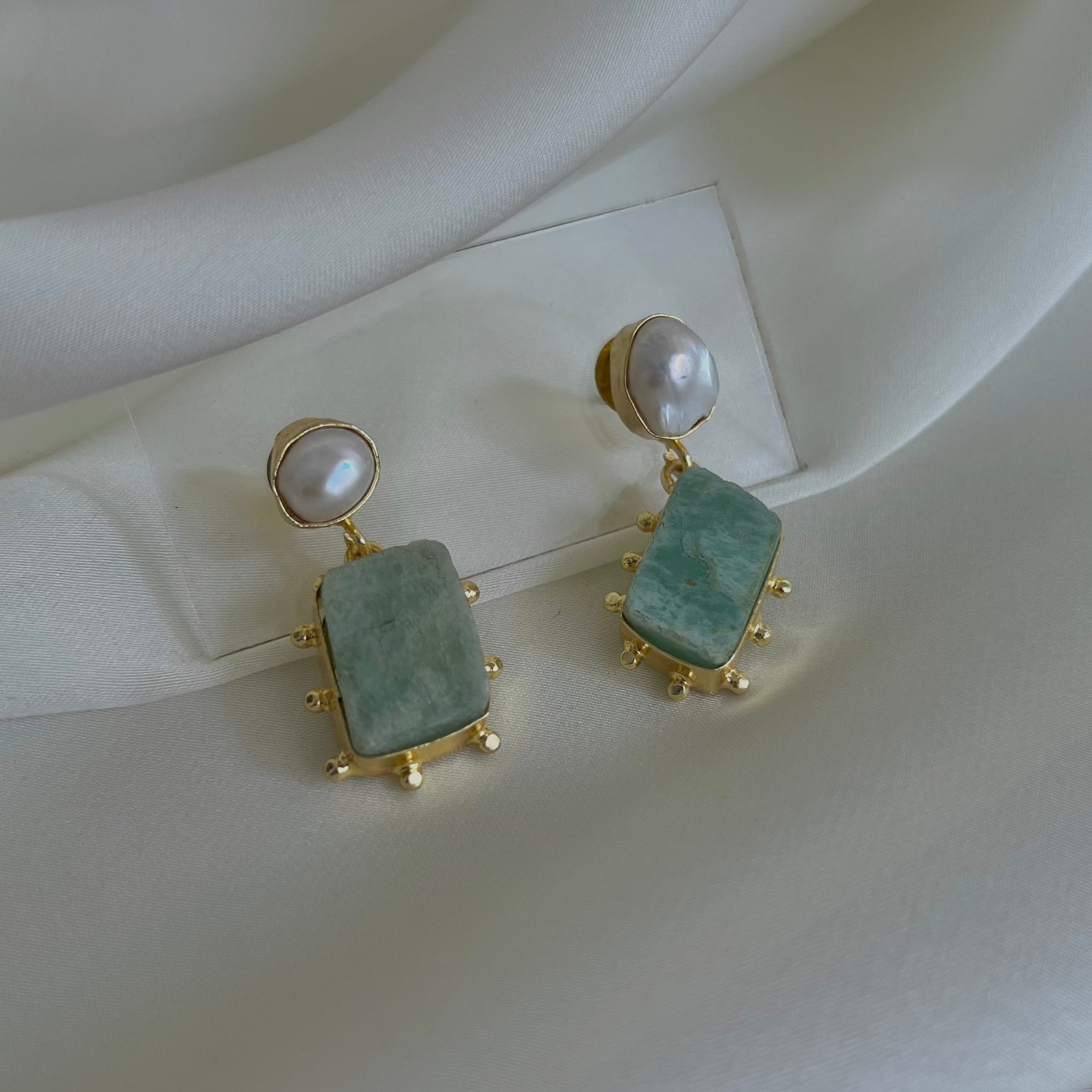Nysa Earrings
