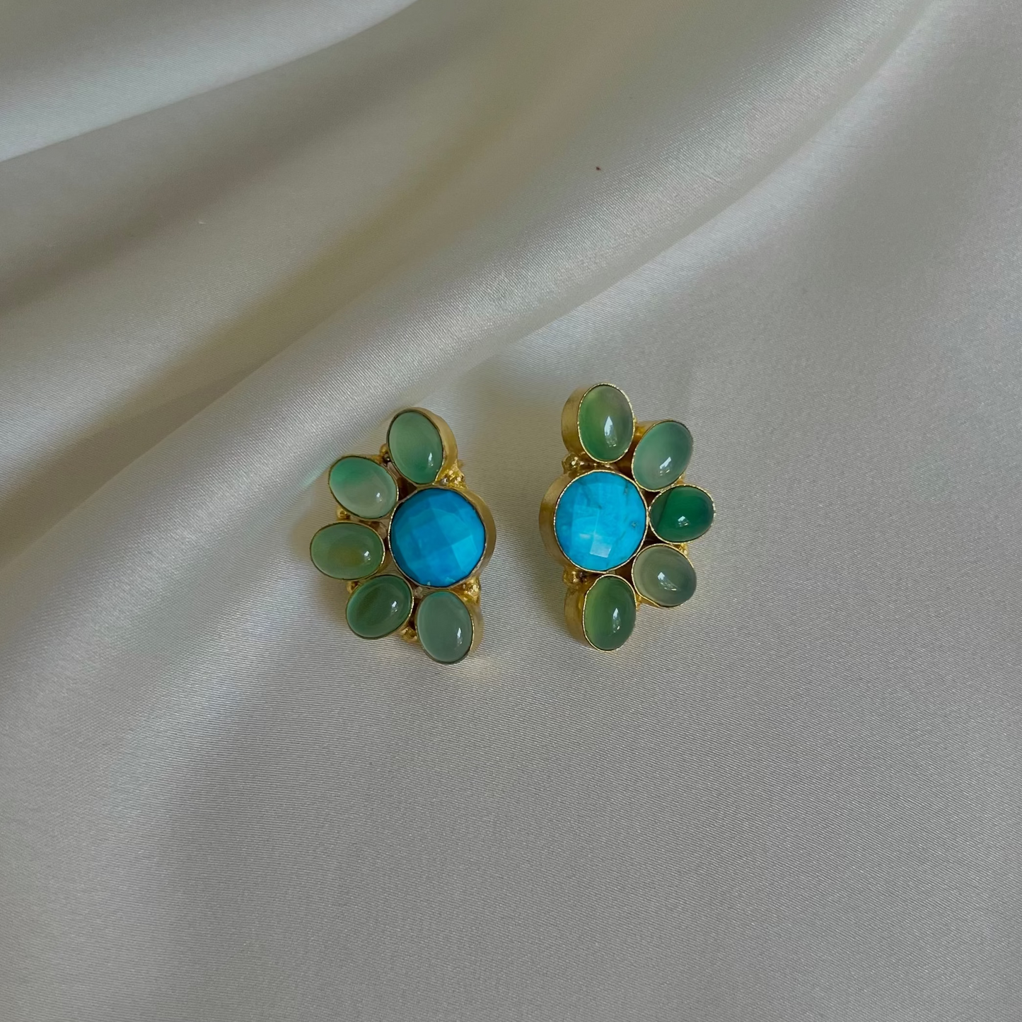 Jugni Earrings - Green Chalcedony